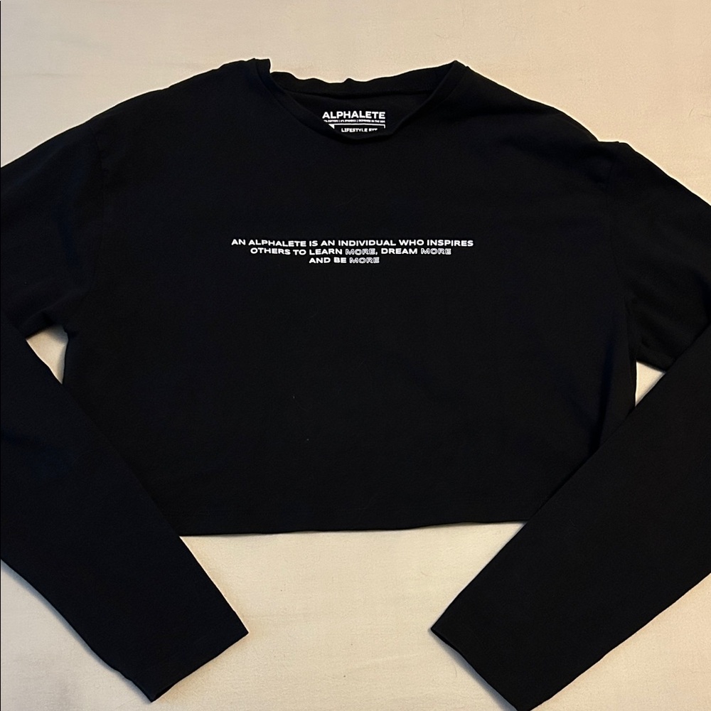 Alphalete Black Long-Sleeve Cropped Top with Center Text